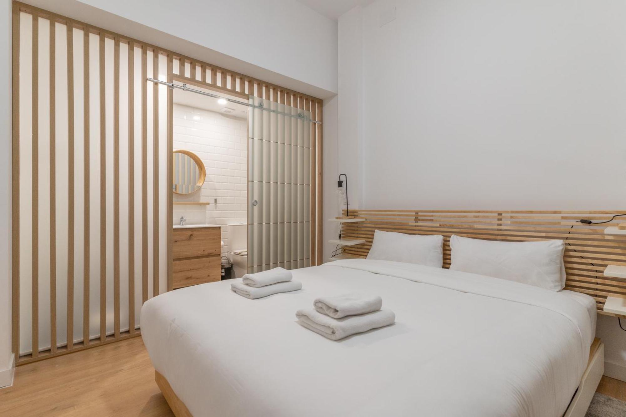 Modern Duplex-2Bedrooms 3Baths-Palacio Madrid Eksteriør bilde