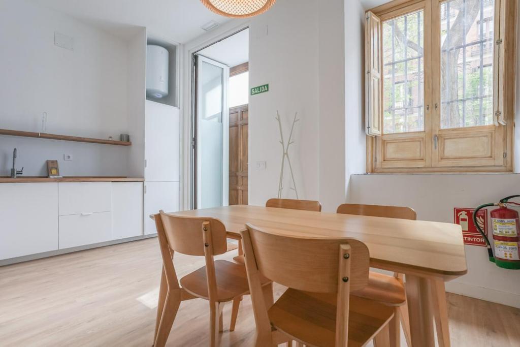 Modern Duplex-2Bedrooms 3Baths-Palacio Madrid Eksteriør bilde