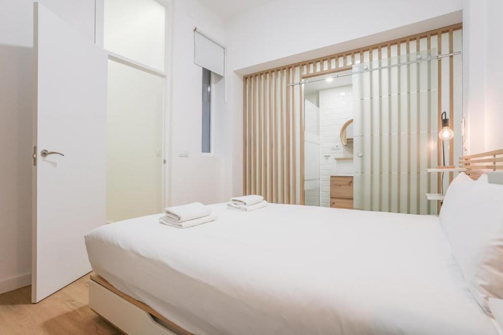 Modern Duplex-2Bedrooms 3Baths-Palacio Madrid Eksteriør bilde